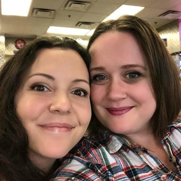 Meet your Posher, Katie - Picture 1 of 1